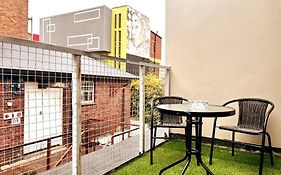 Cozy Condo In The Heart Of Maboneng